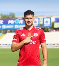 A semnat   Fundașul Rapidului a fost prezentat de   o rivală  din Liga 1 » Ce a declarat fotbalistul: „Nu m-am născut rapidist...”