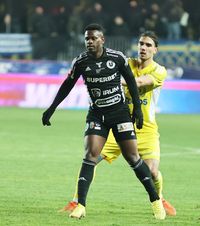 Thiam, la FCSB!   Atacantul lui U Cluj   a bătut palma  cu formația campioană. Ce se întâmplă cu Andrei Gheorghiță