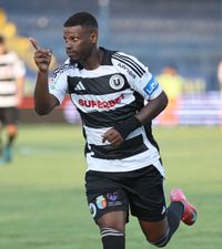 De ce Thiam n-a fost adăugat pe lista UEFA  FCSB avea posibilitatea să-l pună în regim de urgență.   Care e motivul pentru care n-a făcut-o