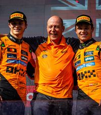 „Rivalitatea lor va da în clocot”  Fost pilot de Formula 1, despre   lupta  dintre Norris și Piastri pentru titlul de campion mondial 