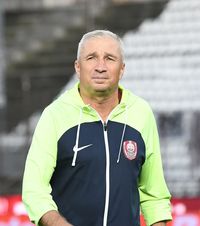 E oficial  CFR Cluj a anunțat plecarea lui   Dan Petrescu  » Ce mesaj i-a transmis