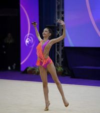 Nepoata Simonei Halep, agresată!    VIDEO.  Incident grav: tânăra gimnastă   Cristina Halep , lovită de antrenoare!