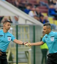 Momente amuzante la Botoșani  Feșnic   s-a făcut de râs  + 4 jucători s-au bătut pentru penalty