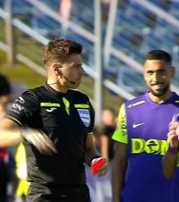 Blackout total    FOTO:  Bolgado, ROȘU după ce   și-a pocnit adversarul!