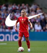 Nike, decizie istorică   Ea e   prima fotbalistă  care e ridicată la nivelul lui Cristiano Ronaldo și Michael Jordan