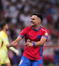 FCSB, secretul unui succes mare  Analiză de la masa presei.   Ce au făcut bine roș-albaștrii și Charalambous.  Ce n-a făcut patronul