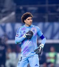 Caz bizar în Spania  Jucătorul a plecat să bea o cafea și   nu s-a mai întors    să semneze contractul, în ultima zi de mercato