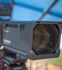 Lovitură pe piața media  Unde se vor vedea meciurile din cupele europene   în următorii 5 ani  în România. Drepturile TV au fost cumpărate azi