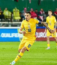 Nicolae Stanciu, în TOP 10 all-time    VIDEO.  Capitolul la care căpitanul României   i-a egalat  pe Mircea Rednic și pe Marius Lăcătuș