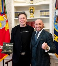 McGregor i-a cerut ajutorul lui Musk  Fostul campion din UFC, probleme în campania pentru a deveni   noul președinte  al Irlandei: „Nivel demn de Superman”