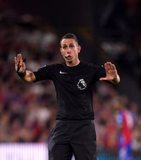 Judecat pentru pedofilie  Fost arbitru din Premier League,   pus sub acuzare!  Susține că e nevinovat