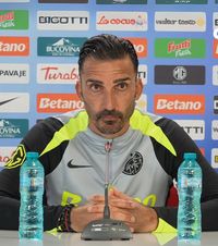 Charalambous simte presiunea  Mesaj pentru jucătorii săi înainte de   Csikszereda - FCSB  + Ce spune despre națională și arbitraje