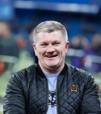 A murit Ricky Hatton  Legendarul boxer   a fost găsit mort  în propria locuință » Urma să revină în ring la 47 de ani!