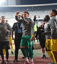 Surpriză la Dinamo   Abia a împlinit   17 ani  și a fost convocat de Kopic la meciul cu Petrolul! Motivul pentru care a ajuns în lot