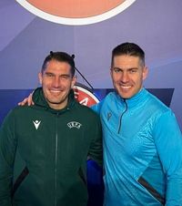 Kovacs își trage fratele după el!  Ajutor în familie.   Istvan îl promovează pe Szabolcs  la cel mai înalt nivel în Liga Campionilor