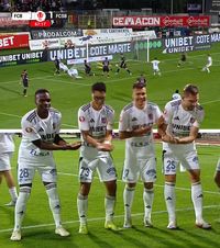 Au celebrat ca brazilienii    VIDEO.  Jucătorii de la FC Botoșani au reprodus un moment de la   CM 1994 , după ce au preluat conducerea cu FCSB