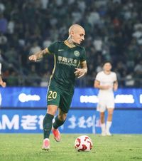 Mitriță, gol fabulos    VIDEO.   O nouă   reușită de senzație  în China! Cifre incredibile