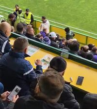 Gentea, semințe și Arsenal     VIDEO    Cum a fost surprins  primarul din Pitești la partida dintre FC Argeș și Petrolul