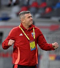 Oprița vrea să plece  Antrenorul de la Steaua își ia licența PRO și țintește Liga 1:   „Nu s-a pus problema  de prelungire”