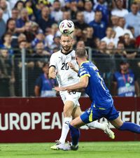 „Vrem totul”  Austriecii ne avertizează. Știu ce vor găsi la București:   „E sub presiune”.  Ținta lui Arnautovic