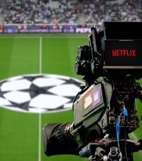 Marea transformare  UEFA încearcă să atragă un colos care să transmită   Liga Campionilor global: 5 miliarde anual!