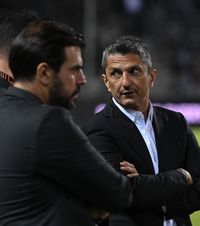 De ce n-a ajuns Răzvan la dușmani  Cine s-a opus ca Lucescu să semneze cu marele rival al lui PAOK:   „Avea acord”. Conflict total