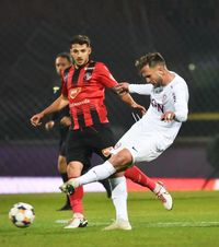 Csikszereda - CFR 2-2  Mandorlini rămâne cu   o singură victorie  la Cluj și e departe de play-off! Găman a avut un final de meci agitat