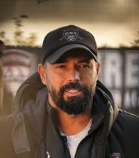 Nereguli la legitimații  Ovidiu Herea își prezintă academia de fotbal și atrage atenția asupra   problemelor de la juniori:  „Se schimbă pozele! Se fac și compromisuri”