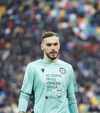 Sava se întoarce pe bancă  Deși a fost titular în primele șase meciuri din Serie A,   românul a fost dat deoparte  » Anunțul făcut de antrenor