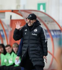 I-au decis viitorul lui Edi Iordănescu    GOLAZO.ro  a aflat ce a hotărât   Legia Varșovia ! Antrenorul român a fost anunțat