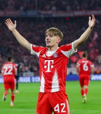 Puștiul care a scris istorie!     FOTO.  Jucătorul de 17 ani de la Bayern Munchen a doborât   două recorduri  în meciul său de debut în Liga Campionilor