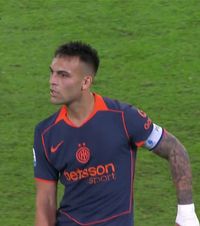Scandal la Napoli - Inter   Lautaro,   semne obscene  spre antrenor + Aproape de bătaie!
