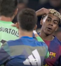  La un pas de bătaie  Spiritele s-au încins la finalul   primului El Clasico  » De la ce a pornit conflictul: „Hai, vorbește acum!”