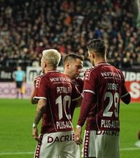 Rapid -  Slobozia 4-1  Giuleștenii   lasă Craiova în urmă!  Cum arată clasamentul