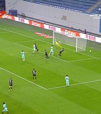 Stevanovic, ce gafă!    FOTO.  Cine e femeia care   a izbucnit în lacrimi  când a văzut ce a făcut fundașul de la U Craiova în meciul cu Sănătatea Cluj