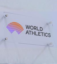 Scandal în atletism  Doi angajați și un consultant au delapidat peste   1,5 milioane de euro  din fondurile Federației Internaționale 