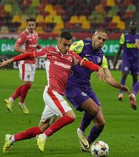 Dinamo - CFR Cluj 2-1    VIDEO.  „Câinii” erau ca și bătuți, dar au revenit incredibil cu   2 goluri în 3 minute!