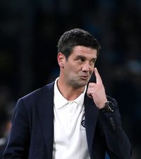 Chivu, gest surprinzător  Antrenorul român al lui Inter   l-a oprit  pe jucătorul rivalei imediat după meci: ce i-a spus