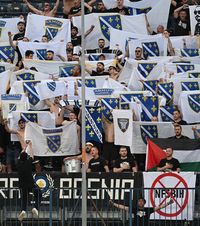 Ultrași interziși de Federație   „E controlată de separatiști și criminali” » Măsuri de securitate stricte și   proteste ale fanilor  la Bosnia - România