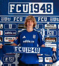 Mititelu, încă o lovitură?  Un tânăr talent de la FCU Craiova   a impresionat în Italia:  „A fost remarcat și de FCSB”