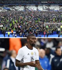 A rămas cu traume  Antonio Rudiger, despre atacurile teroriste de la meciul Franța - Germania:   „A fost un șoc imens”  » Trei atacatori s-au detonat lângă stadion