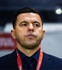 Nu-l poate transfera pe Niță  Motivul pentru care portarul român nu va ajunge sub comanda lui   Cosmin Contra  în Qatar