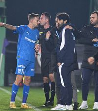 Probleme la U Craiova?   Contră între   Coelho și secundul Petrea  la meciul cu FC Argeș: „E mai impulsiv, mai coleric” » Ce s-a întâmplat