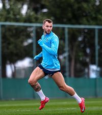 Drăguș, dorit în Ucraina  Fosta echipă a lui Mircea Lucescu a pus ochii pe   internaționalul român.  Ce scrie presa din Turcia