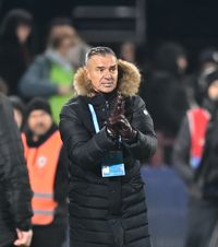 S-a bucurat Pancu prea mult?    FOTO.  Antrenorul, mesaj clar pentru giuleștenii furioși că   a „explodat”  la golurile din CFR - Rapid 3-0: „N-are sens”