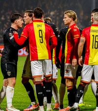 „Au fost bătuți cu bastoane!”  Scandal și tensiune la cote înalte la meciul fostei adversare a FCSB: „Am depus   plângere la UEFA”