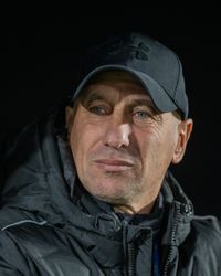 „Ne-au sufocat!”  Robert Ilyeș, neputincios în fața Rapidului: „Mult mai buni” + Amendă pentru un jucător:   „Îmi afectează imaginea”