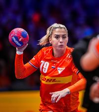 „Diavolul nu moare niciodată”    Estavana Polman, din 2022 la Rapid,  performanță extraordinară în naționala Olandei