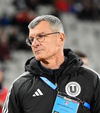 Înlocuitorul lui Lucescu?  Cine e antrenorul tentat să preia echipa   națională a României:  „O provocare extraordinară”