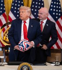 FIFA tace la premiul pentru Trump  Organizația care protejează drepturile omului   pune la îndoială Premiul FIFA pentru Pace